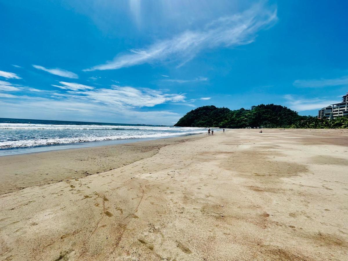 Apartamento De Lujo Las 3 Gotas Jaco, Frente Al Mar Con Vista A La Playa Exterior photo