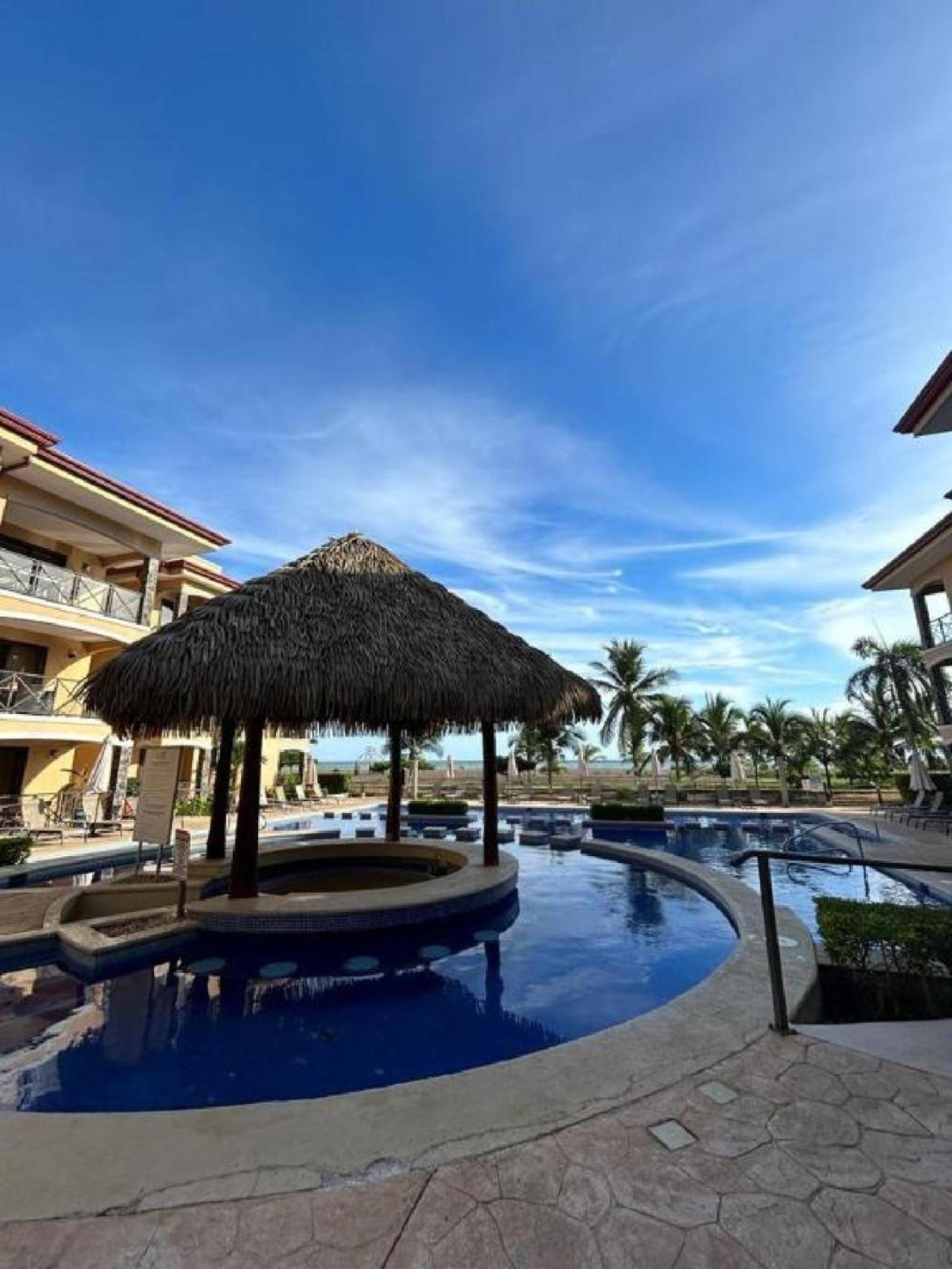 Apartamento De Lujo Las 3 Gotas Jaco, Frente Al Mar Con Vista A La Playa Exterior photo