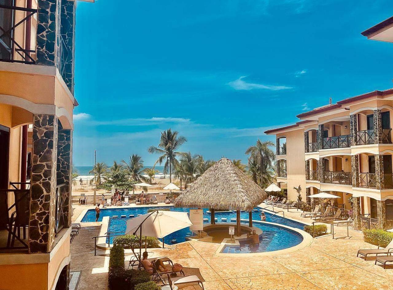 Apartamento De Lujo Las 3 Gotas Jaco, Frente Al Mar Con Vista A La Playa Exterior photo